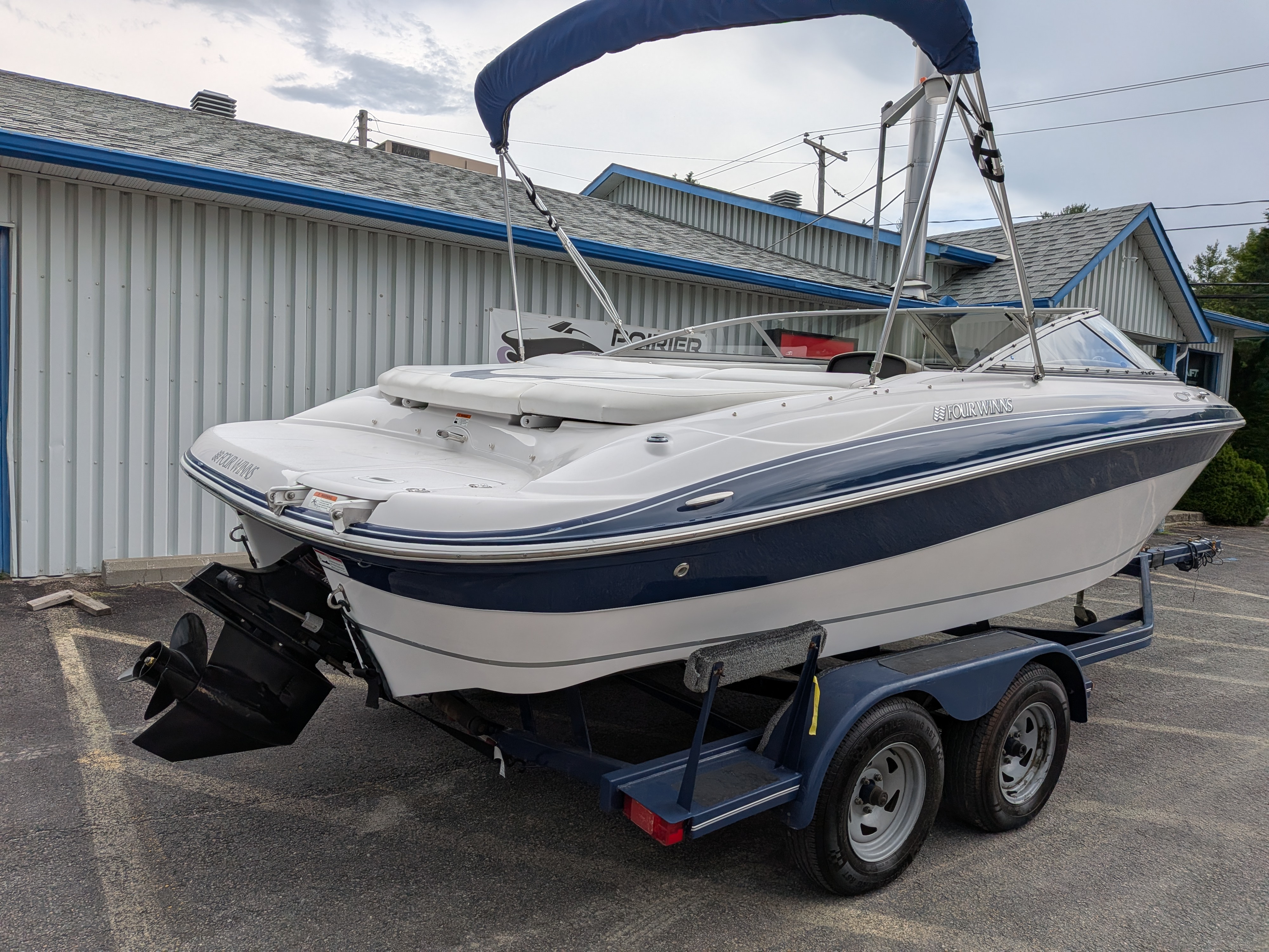2007 Four Winns Horizon 210, Moteur 350 MPI, $32,995.00