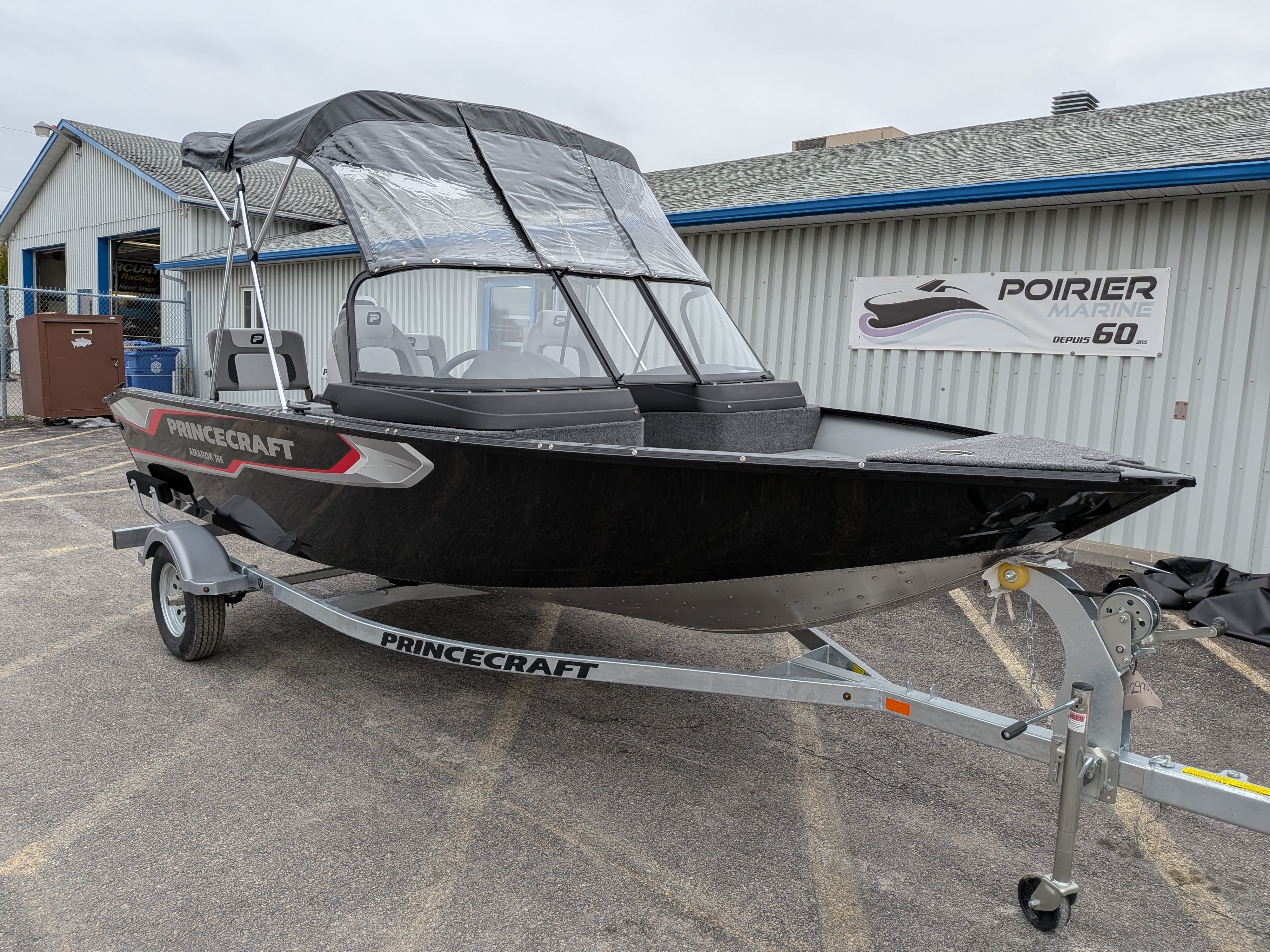 2026 Amarok 166 WS, 60HP, remorque incluse (Stock # 29703) VENDU